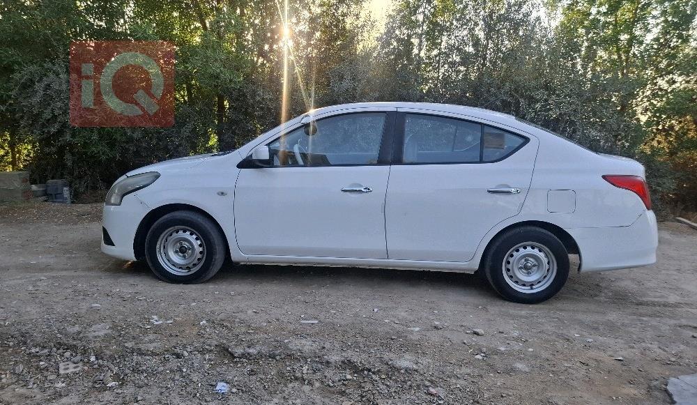 نيسان صني